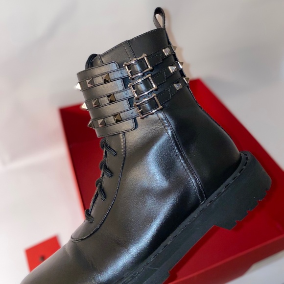 VALENTINO NWT Rockstud Buckle Accents Leather Combat Boots Size 39 - Picture 6 of 15